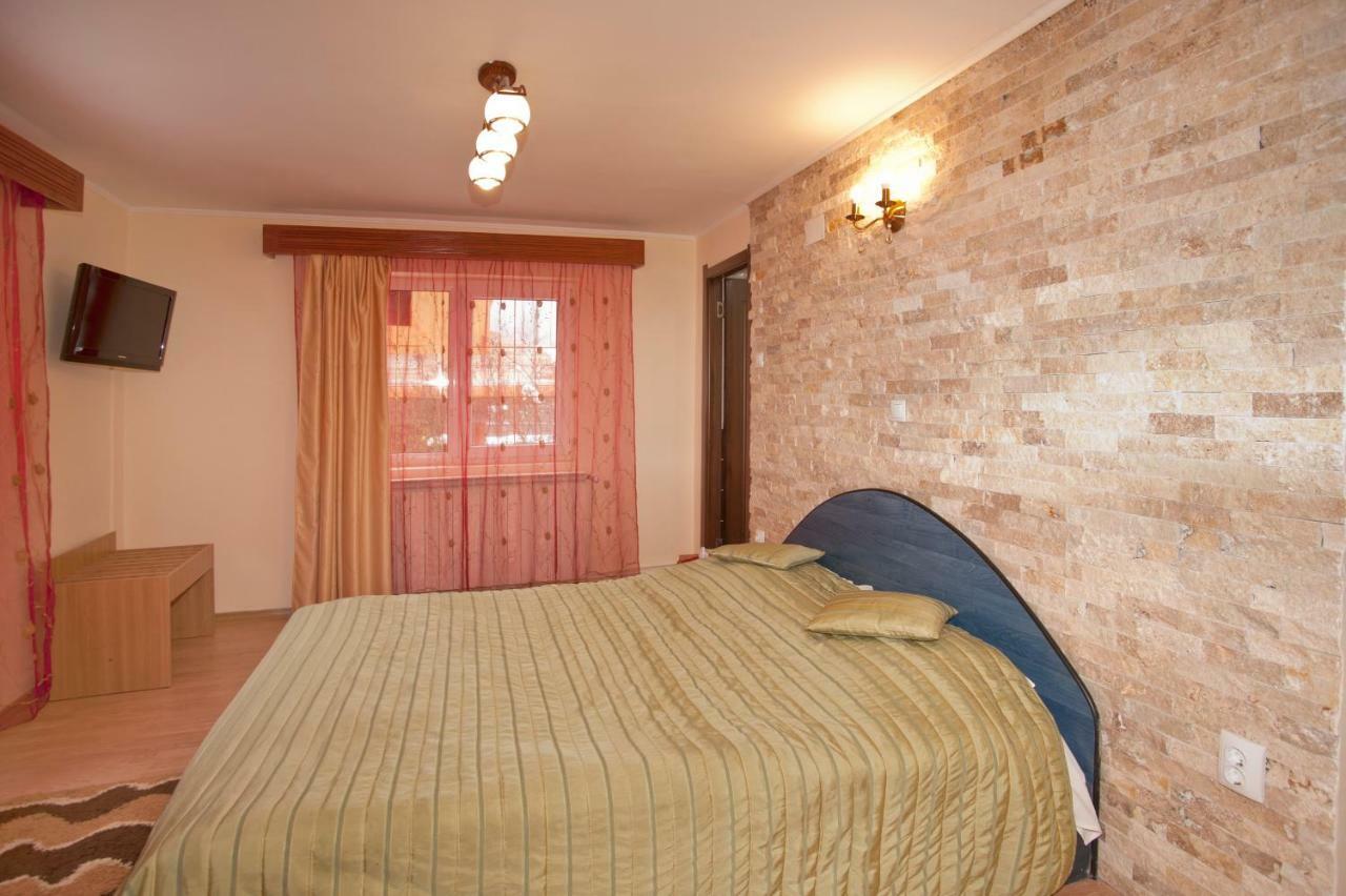 Casa Tudor シナヤ エクステリア 写真
